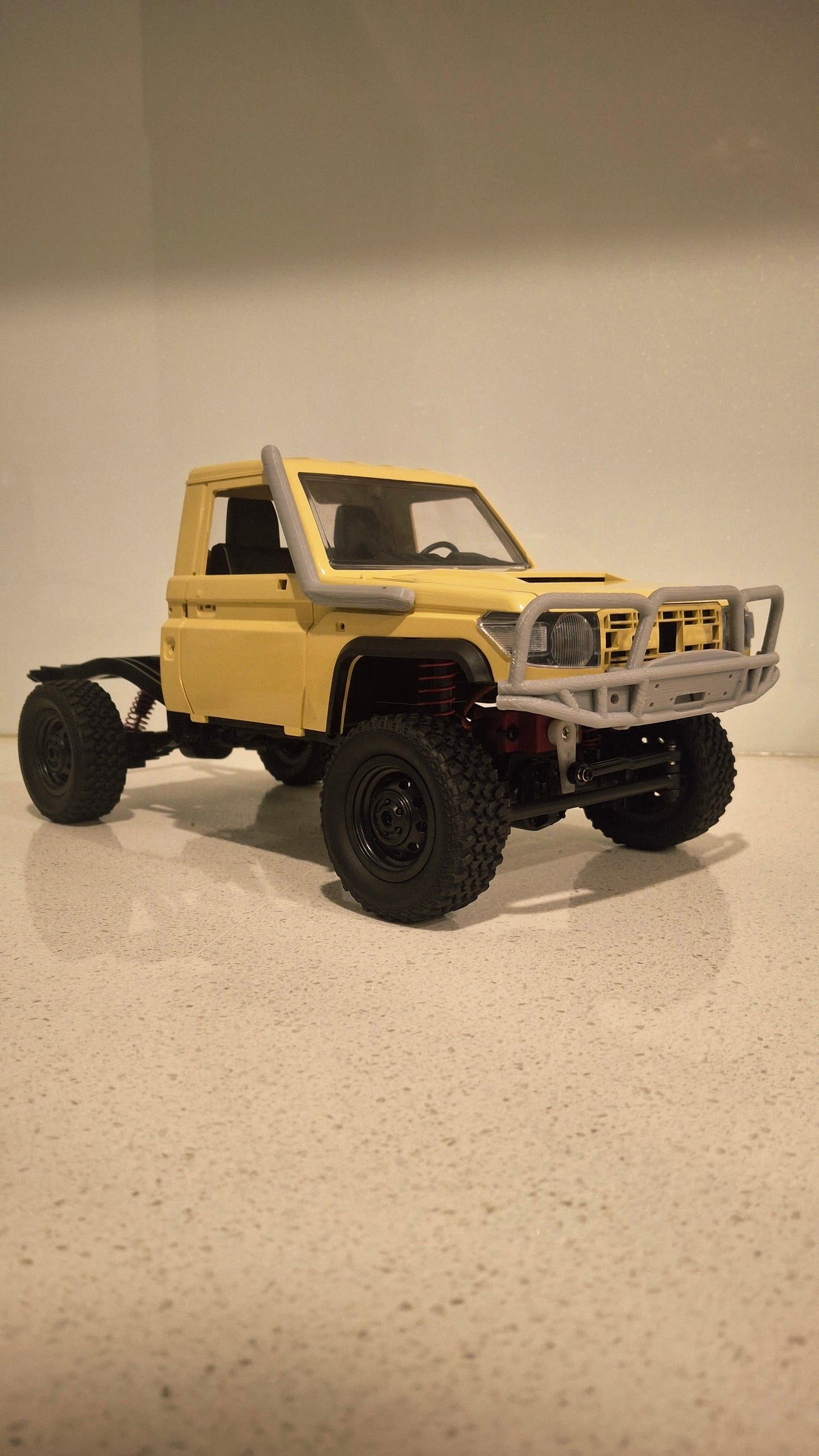 MN82 Bulbars Direct fit