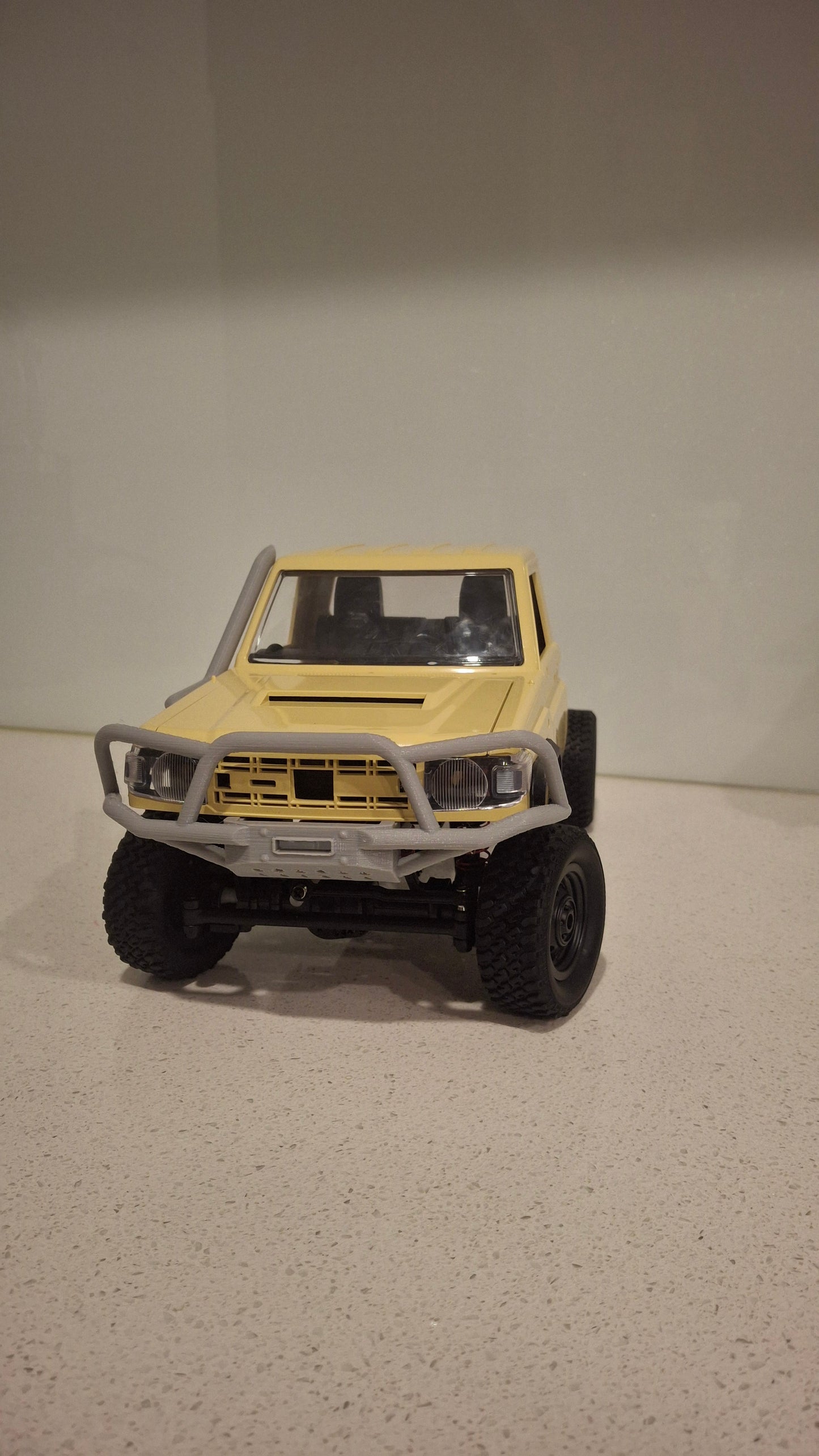 MN82 Bulbars Direct fit