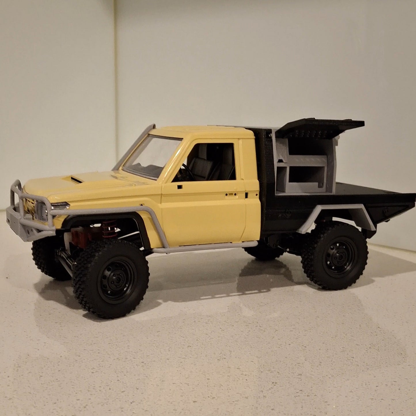 MN82 Tray with Canopy 1/12