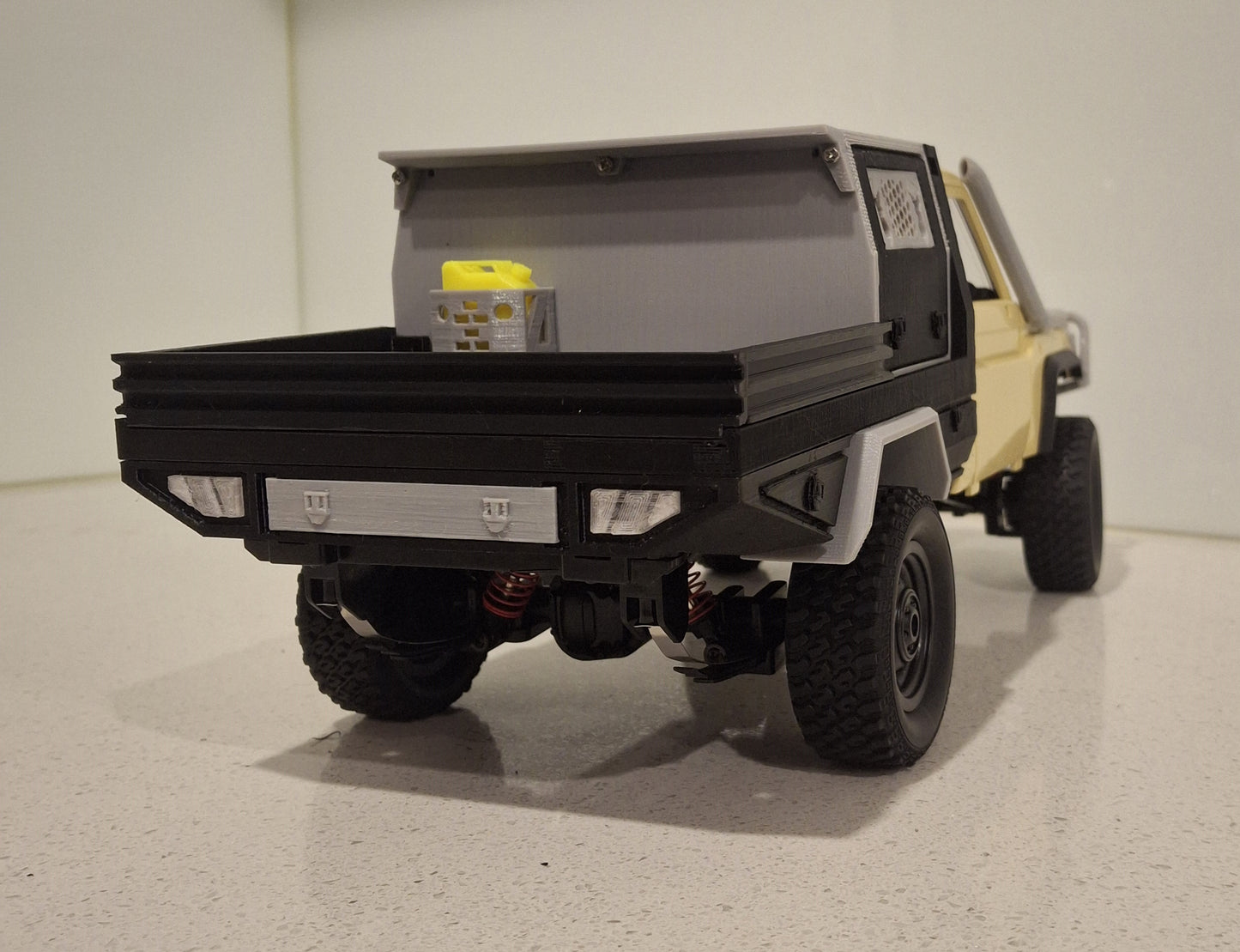 MN82 Tray with Canopy 1/12