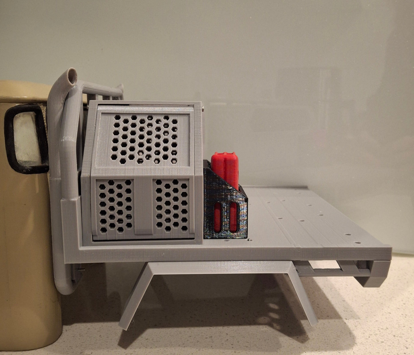 1/10 Single cab tray with exhaust stacks