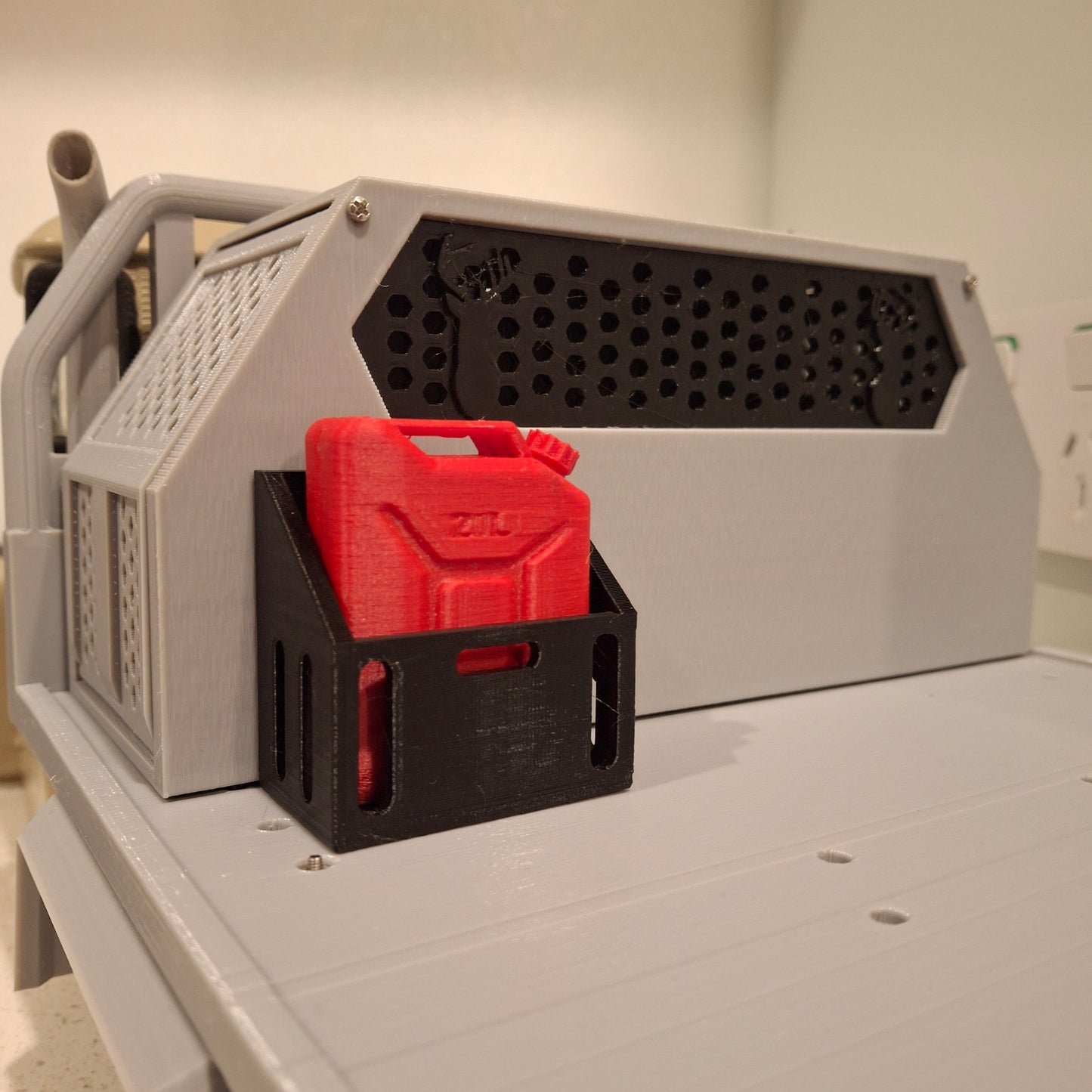1/10 Single cab tray with exhaust stacks