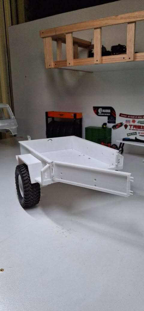 1/10th RC Modular Box Trailer ARTR